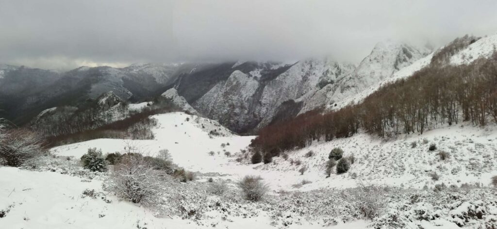 Ascensións ao Fariñentu e Peña Rueda
